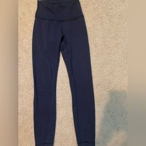 Lululemon wonder train leggings! Perfect condition! size 4 25inseam